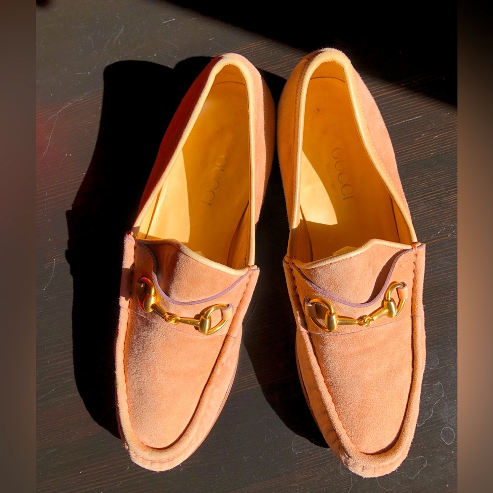 Gucci Vintage Women’s Horsebit Pink Suede Loafers Made in Italy Size 36.5 B